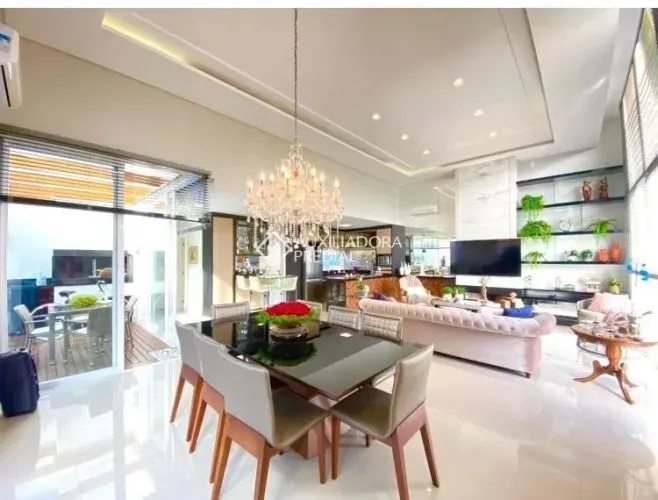 Casa no Condomínio Condado de Capão