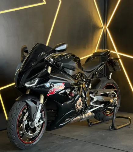 BMW S1000 RR 2022