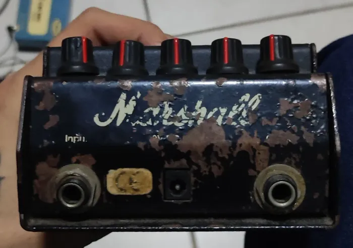 Pedal de efeito Marshall