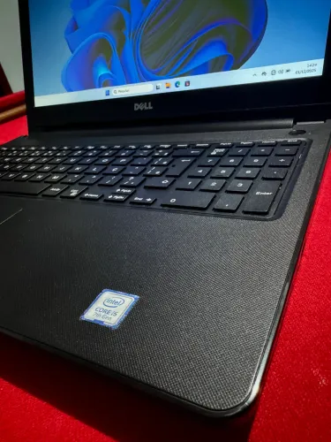 Notebook Dell Inspiron 3567 - i5 7ª Geração | 8GB RAM | 240GB SSD