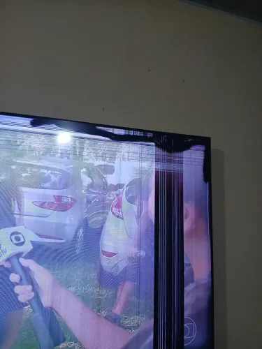TV com tela danificada - Peças para TV