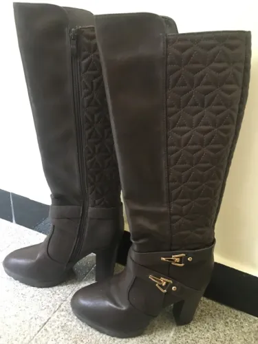 Botas Femininas Cano Alto Marrom