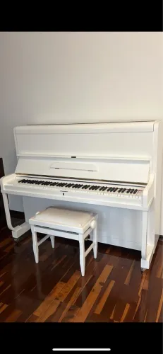 Piano Vertical Branco Reformado M. Schwartzman - Excelente Estado