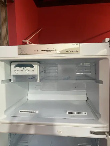 Geladeira continental 