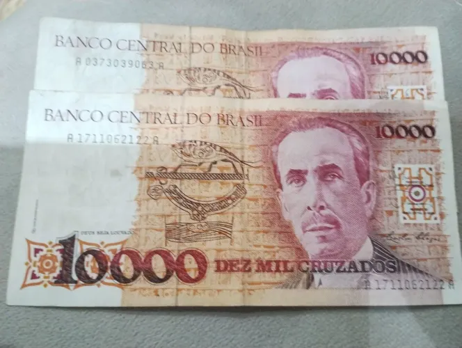 9 notas da família Cruzado 