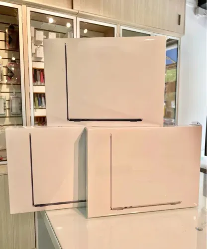 MacBook Air M2 13.6 16GB/ 256SSD