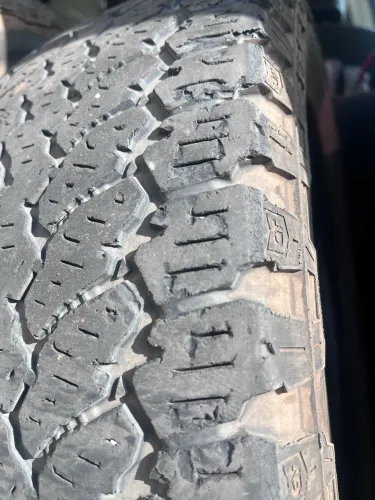 Pneu 206/60 R16 A/T3