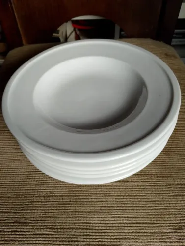 6 Pratos fundo de Sopa Branco