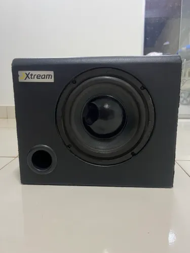 Caixa de Som Amplificada Automotiva - Subwoofer 8? Preto