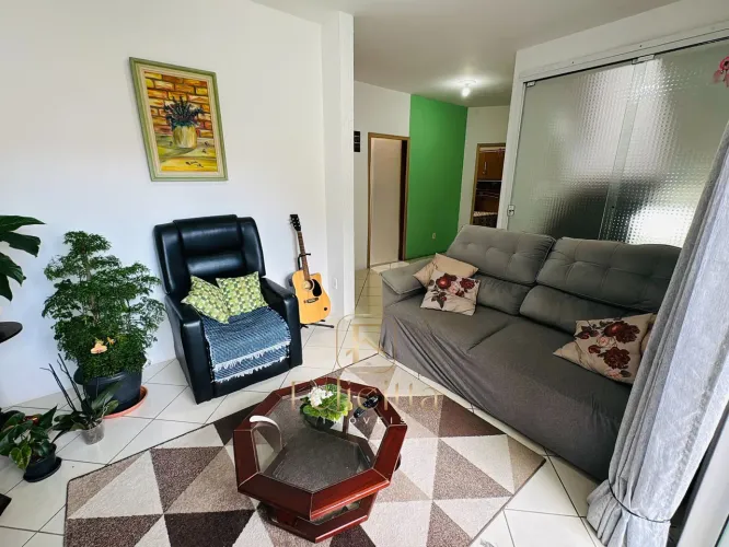 Casa com 03 dormitórios, no bairro Jardim Atlântico em Florianópolis/SC