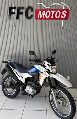 Bros 160 ESDD ano 2024 Faço Financiamento