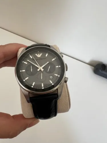 Relógio empório Armani 5994 analógico - couro preto