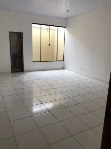 SALA COMERCIAL - FOLHA 28