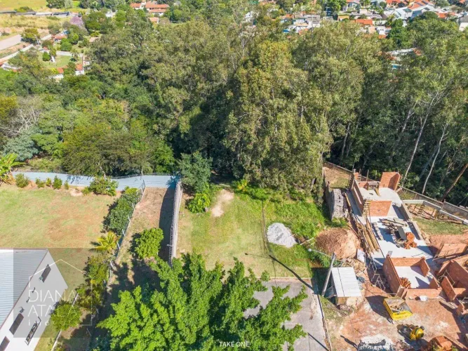 Terreno à venda no Condomínio Marambaia - Vinhedo/SP