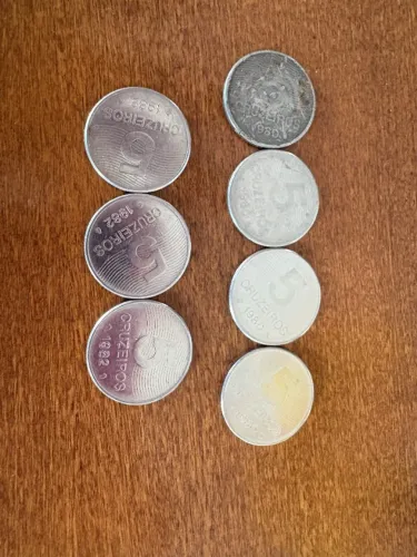 Moedas de 1 e 5 cruzeiros (1979 a 1984)