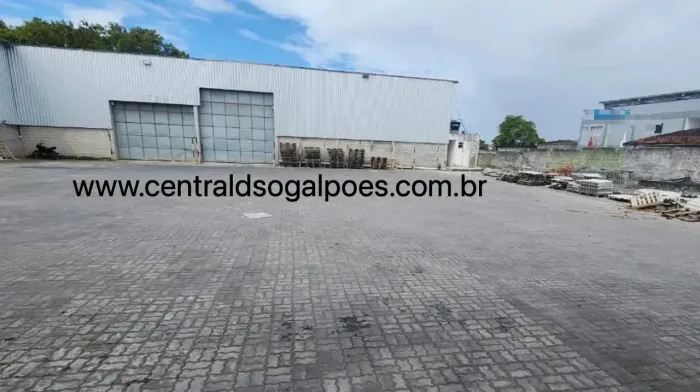 Imóvel para aluguel possui 2600 metros quadrados em Jardim das Margaridas - Salvador - BA