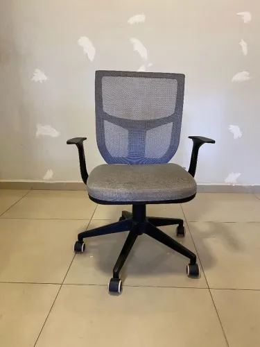 Cadeira Giratória Tok&Stok - Tela Mesh Cinza (und)