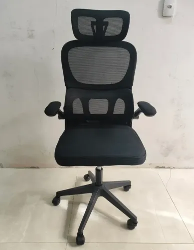 Cadeira de Escritório Ergonômica - R$ 550 