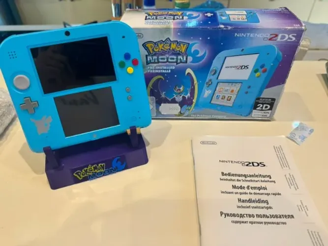 Nintendo 2DS Pokemon Moon Edition