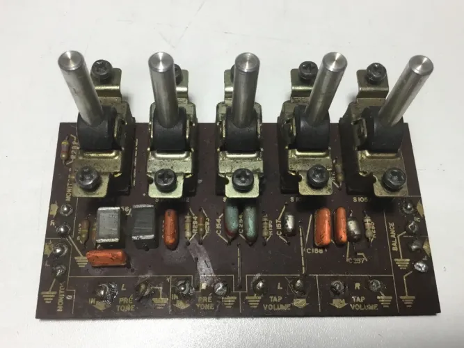 Gradiente model 160 - PCI 127