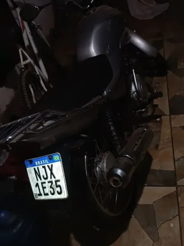 Vendo moto em dias, só pega e transferir,