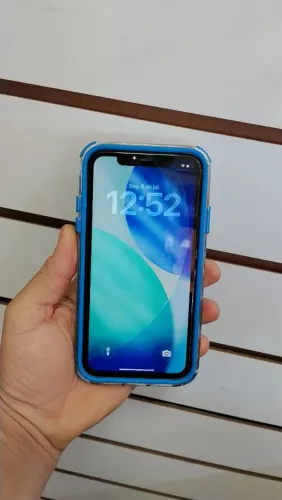 iPhone 11 64gb / venda e troca por celular inferior