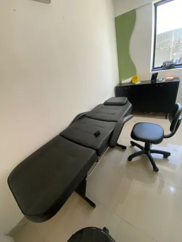 Vendo Maca Poltrona para cílios e outros atendimentos odontológicos ou clínicos