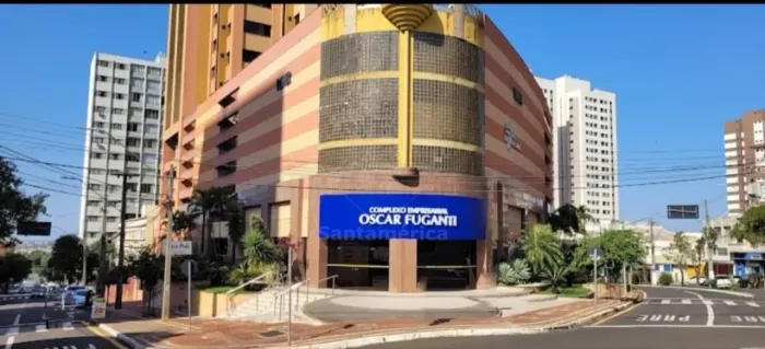Sala Comercial à Venda e para alugar no Complexo Empresarial Oscar Fugantti no Centro de L