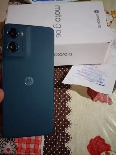 Moto G06