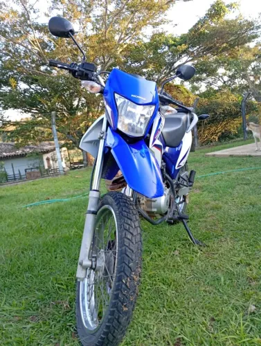 Vende-se HONDA Bros 150