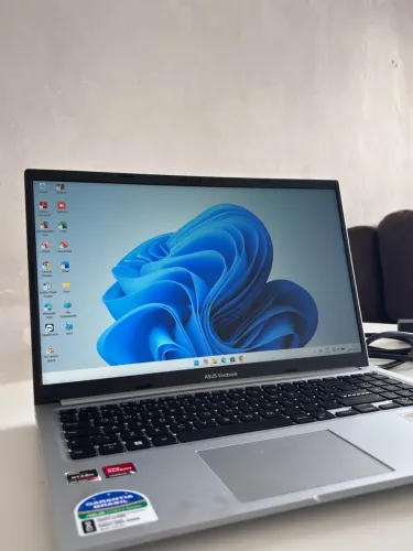 Notebook Asus Ryzen 7 16GB NVMe 512GB