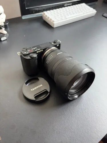 Sony Alpha ZV-E10 + Tamron 17-70mm f/2.8 | R$ 8.000