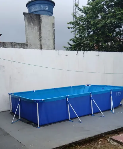 Piscina retangular de 6.200 litros