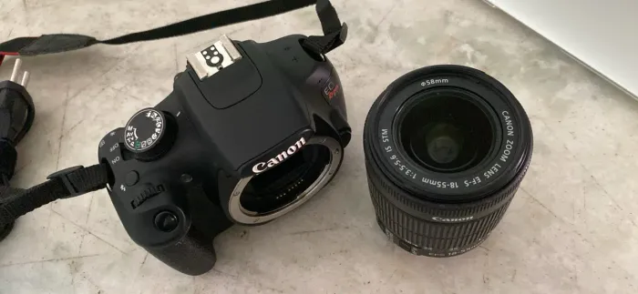 CÂMERA CÂNON T5 + ACESSÓRIOS