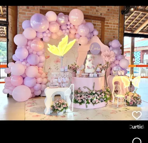 Vendo acervo infantil para festas 