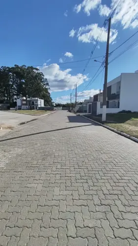 Imóvel para venda possui 237 metros quadrados em Laranjal - Pelotas - RS