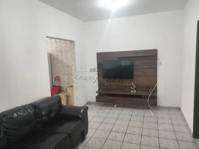 Oportunidade - Casa - Jardim Oriente - 3 Dormitórios - 70m².