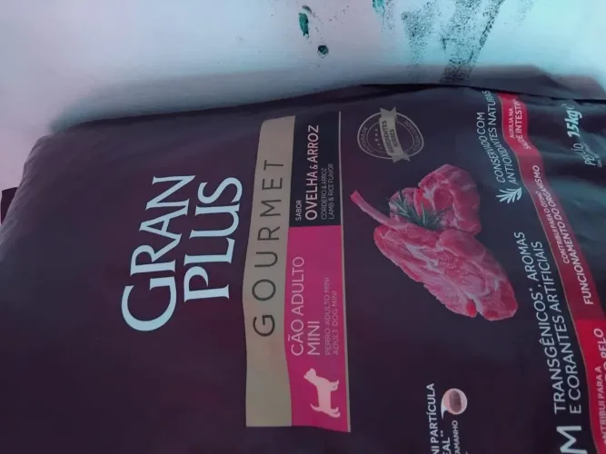 Ração granplus em promoção 120 cada