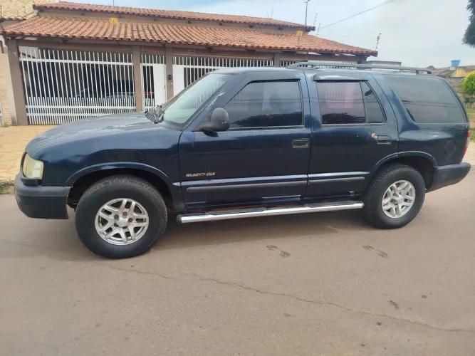 Chevrolet S10 Blazer DLX 2.8 4X4 TB Interc. Diesel 2000