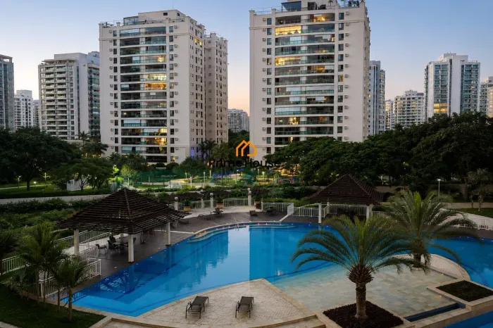 Apartamento com 2 dormitórios à venda, 74 m² por R$ 1.120.000 - Barra da Tijuca - Rio de J