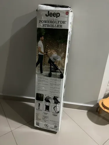 Vendo carrinho tipo guarda chuva - marca Jeep
