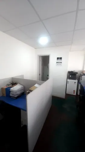 Sala Comercial com 2 vagas de garagem na Liberdade- Escritórios Vergueiro