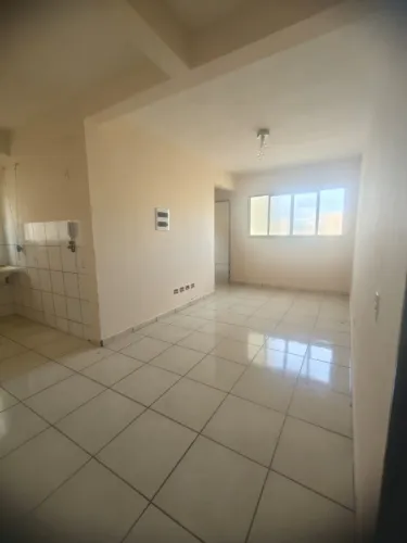 TROCO APARTAMENTO NO AERO RANCHO CH7 POR CASA EM QUALQUER BAIRRO