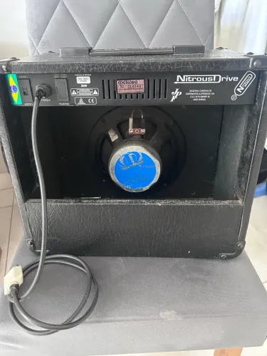 VENDO OU TROCO AMPLIFICADOR METEORO NITROUS DRIVE 30w