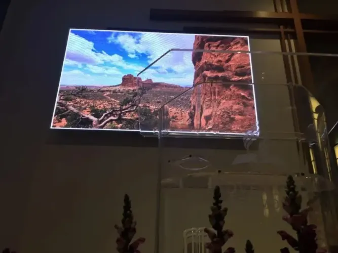 Vendo painel de led  P3.9 outdoor medida 4x2, processadora vc2 e peças de reposição 