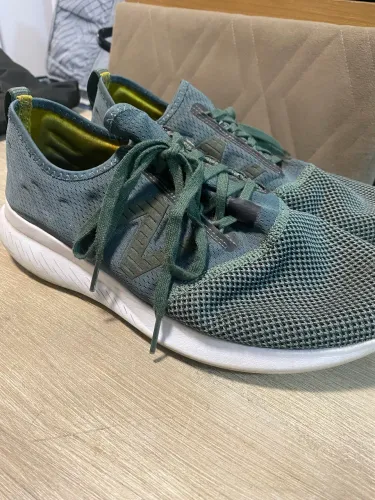 Tênis New Balance Verde