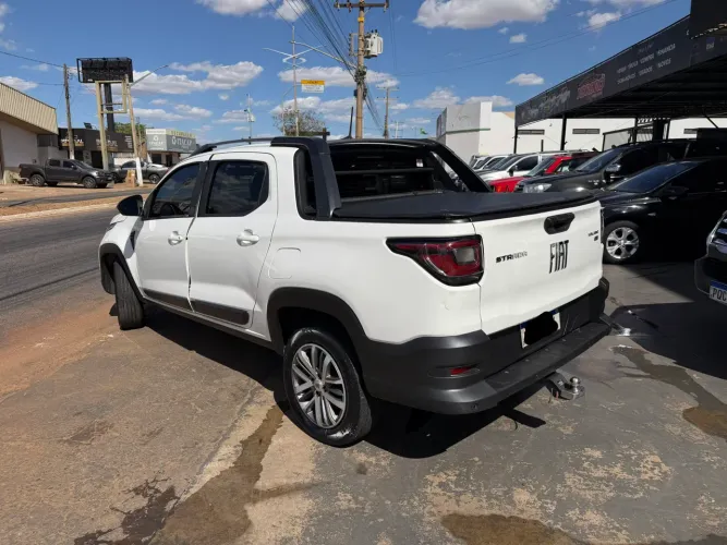 Fiat Strada Volcano 1.3 Flex 8V CD Aut. 2023