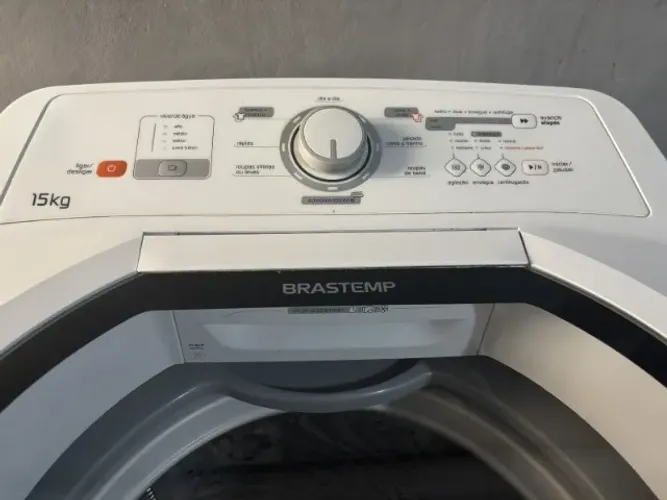 Maquina de lavar Brastemp 15kg NECESSITA TROCAR o BATEDOR