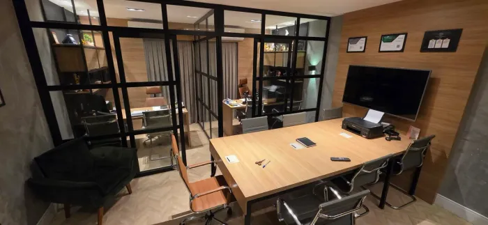 Excelente Sala Comercial em Maricá toda mobiliada!