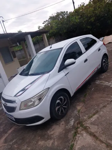 Chevrolet Onix Hatch LT 1.0 8V Flex Power Mec. 4P 2013